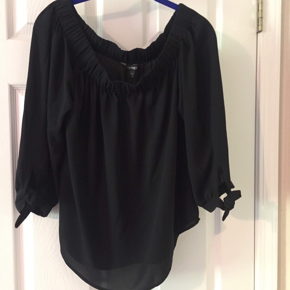 Express cold shoulders top